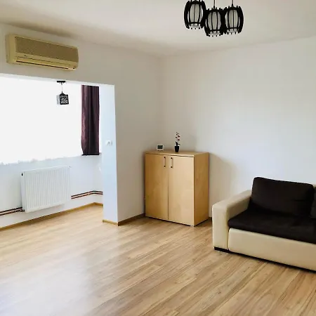 Joy City Sanatatii Apartment *