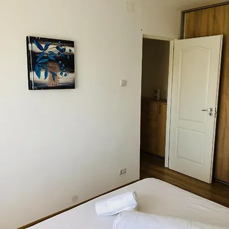 Joy City Sanatatii Apartment *