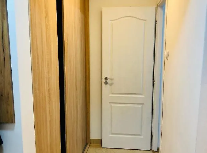 Joy City Sanatatii Apartment