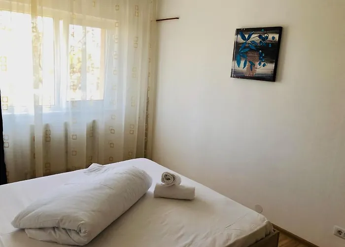 Joy City Sanatatii Apartment *